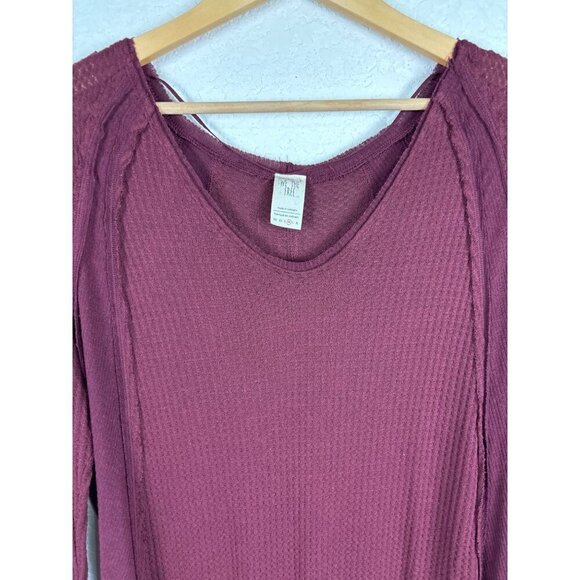 Free People We The Free Soft Burgundy Waffle Knit Top Medium Boho Minimal Fall - Picture 4 of 8